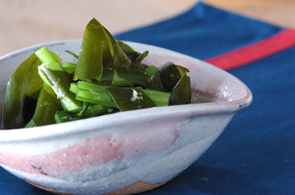 ワカメと青菜の和え物