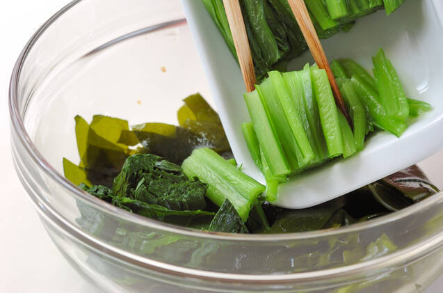 ワカメと青菜の和え物の作り方の手順4