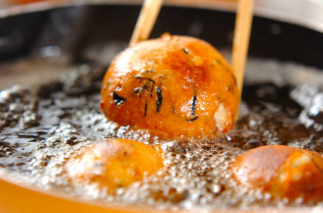 揚げたてひりょうずのおろしのせの作り方の手順4