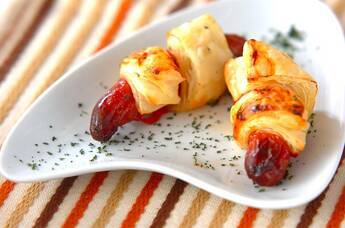 ソーセージパイ包み