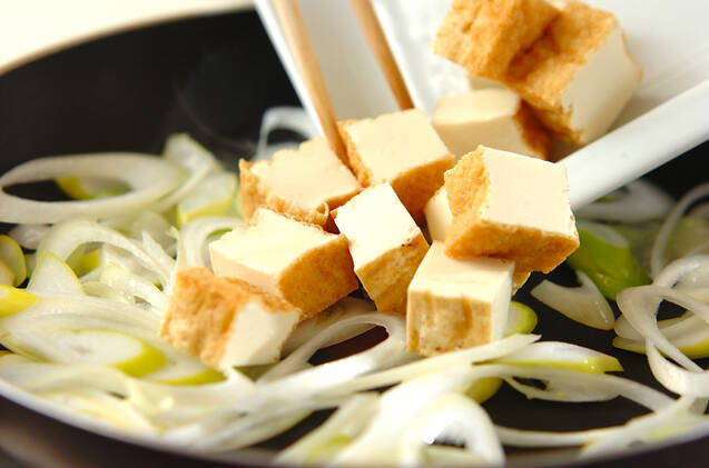 厚揚げとコーンの煮込みの作り方の手順4