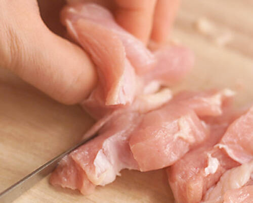 チキンレッドカレーの作り方の手順2