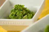 菜の花のからしマヨ和え