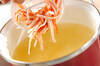 カニカマの卵白スープの作り方の手順4