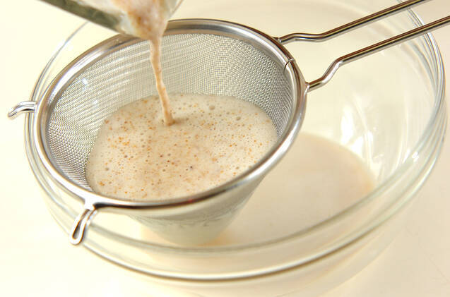 ゴマのブラマンジェ・きな粉ソースの作り方の手順4