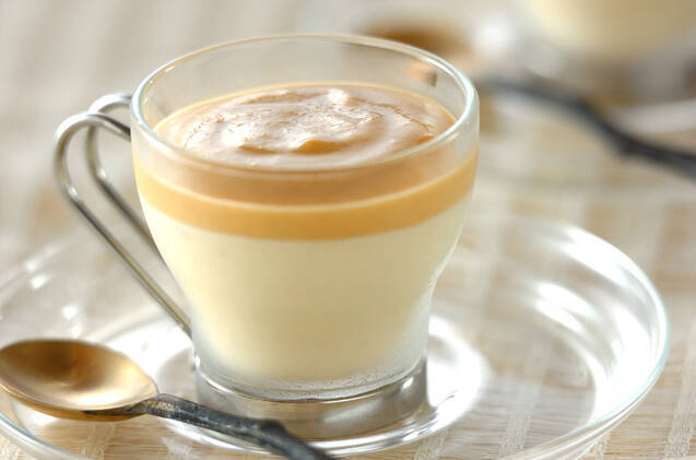 ゴマのブラマンジェ・きな粉ソース