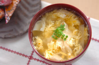 干し湯葉のかきたま汁