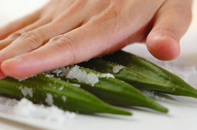 ペースト不要！ユズコショウでグリーンカレーの作り方の手順2