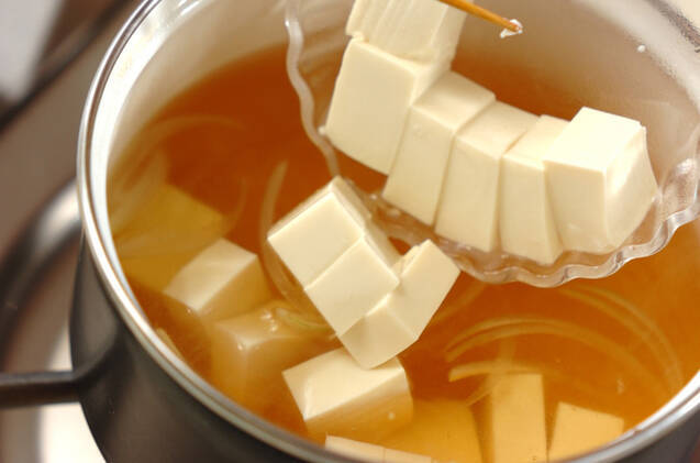 豆腐とワカメのスープの作り方の手順4