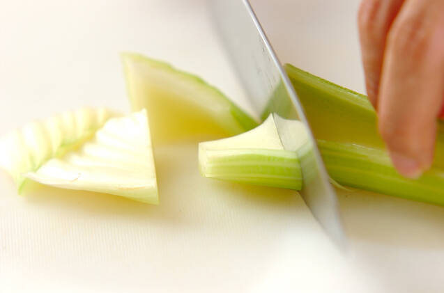 シーフードとセロリの中華煮の作り方の手順1