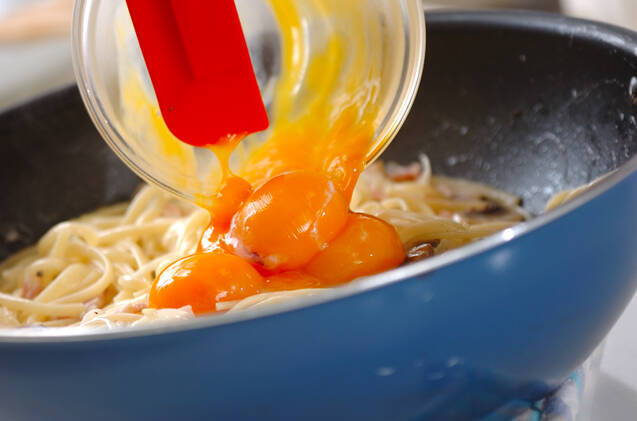 濃厚！絶品カルボナーラの作り方の手順7