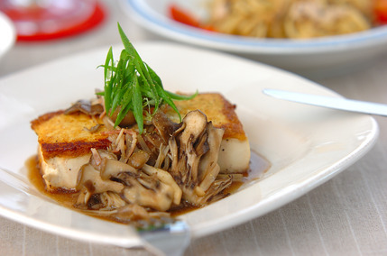 豆腐ステーキ・キノコソース