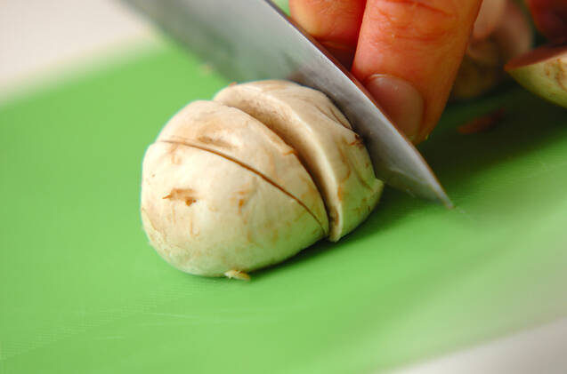 シーフードアヒージョの作り方の手順1