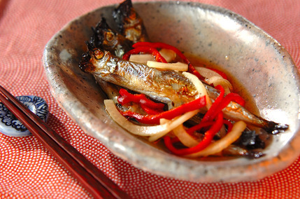 焼きシシャモの南蛮漬け