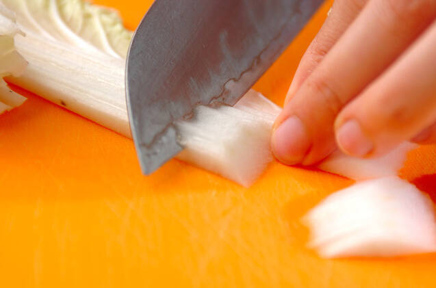 白菜の粒マスタード和えの作り方の手順1