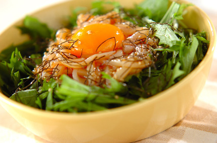 イカと水菜のユッケ風サラダ