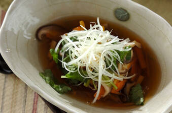 揚げ出し豆腐の野菜あんかけ