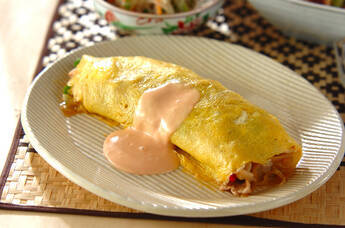 豚肉と玉ネギのオムレツ