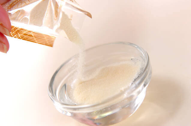 シンプルがおいしいプリン 混ぜて冷やすだけの簡単レシピの作り方の手順1