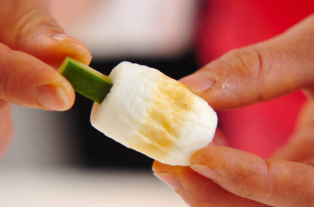 チーズ入りちくわのキュウリ詰めの作り方の手順1