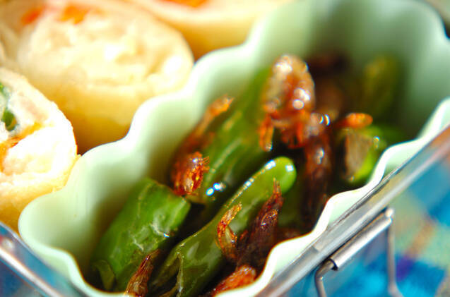 シシトウの桜エビ炒め