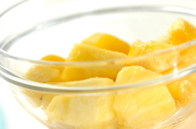 パインスムージーの作り方の手順1