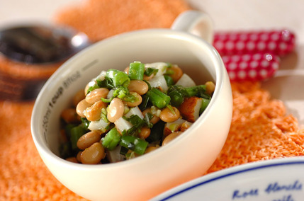 水煮大豆のサラダ