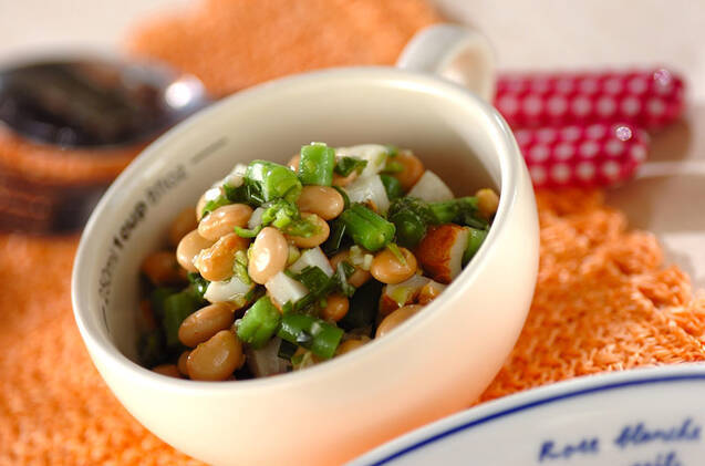 水煮大豆のサラダ