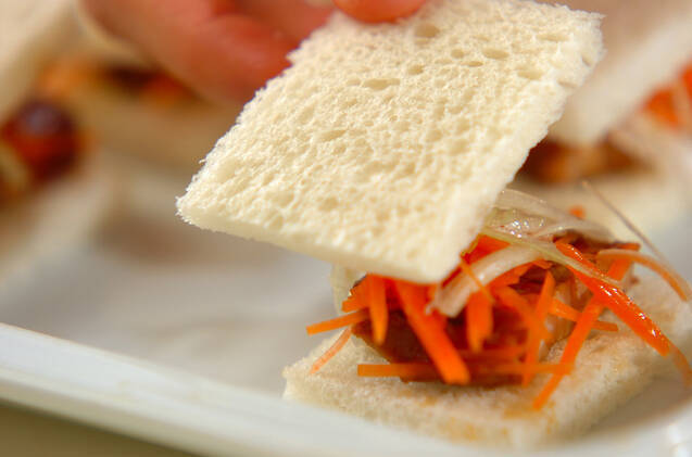 角煮サンドの作り方の手順3