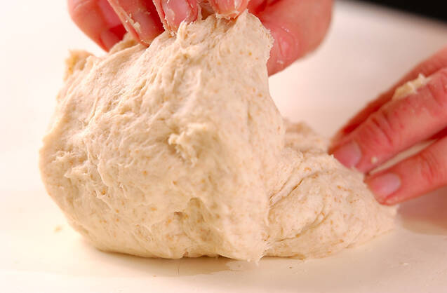 栄養豊富！全粒粉のハムロール by秋山 葉子さんの作り方の手順5