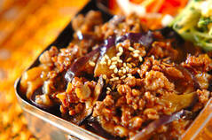 ひき肉とナスのみそ炒め