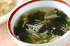 エノキとワカメのスープの作り方の手順