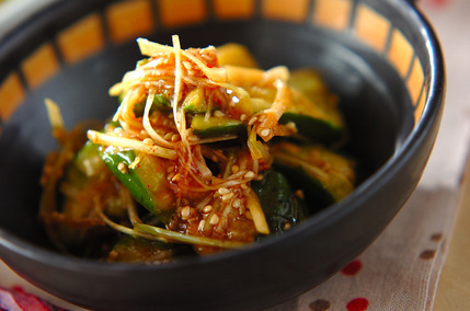 ピリ辛たたきキュウリ