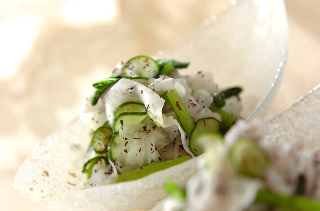 カブのユカリ和え