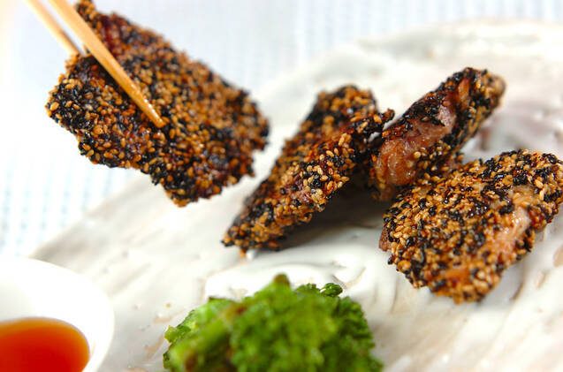 豚肉の2色ゴマ揚げ焼きの作り方の手順9