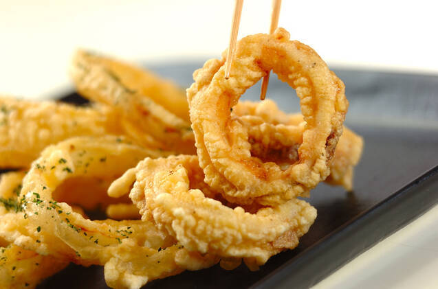 イカと玉ネギの揚げ物の作り方の手順8