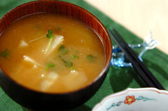 ジャガイモのみそ汁