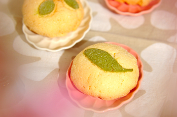 葉っぱ模様のメロンパン