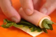 くるくるハムチーズの作り方2
