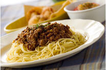 簡単で即席！デミグラスソースの缶で作る絶品スパゲティー