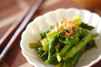 青菜のからしじょうゆ和え