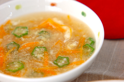 せん切りニンジンのスープ