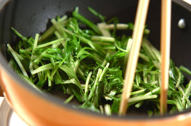青菜のオイスター炒めの作り方の手順3