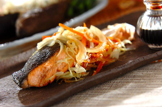 【料理別】「鮭」がメインの献立レシピ7提案。和食に洋食に変幻自在！の画像