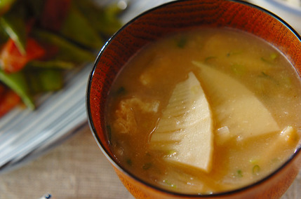 タケノコのみそ汁