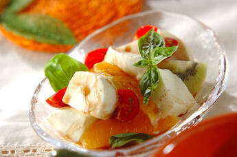 モッツァレラサラダ