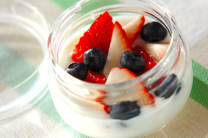 ベリーヨーグルト