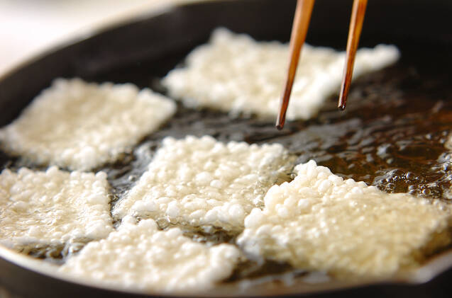 おこげのおかきの作り方の手順2