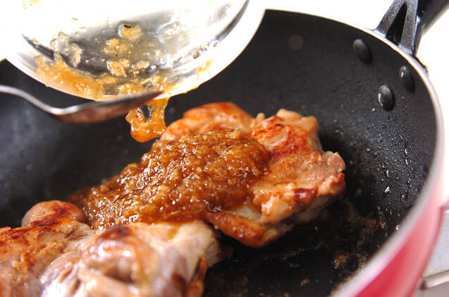 チキンのオニオンソースの作り方の手順4