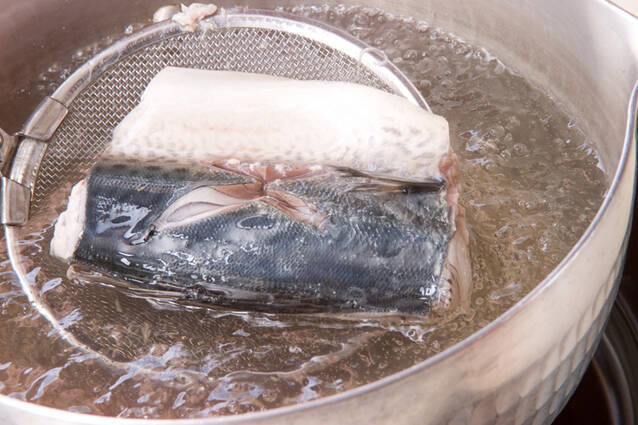 サバのみそ煮の作り方の手順1